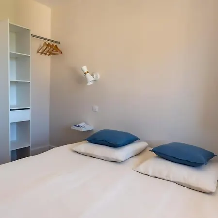 Close To Sanctuaires - Premium Comfort - Easy Parking Apartment *